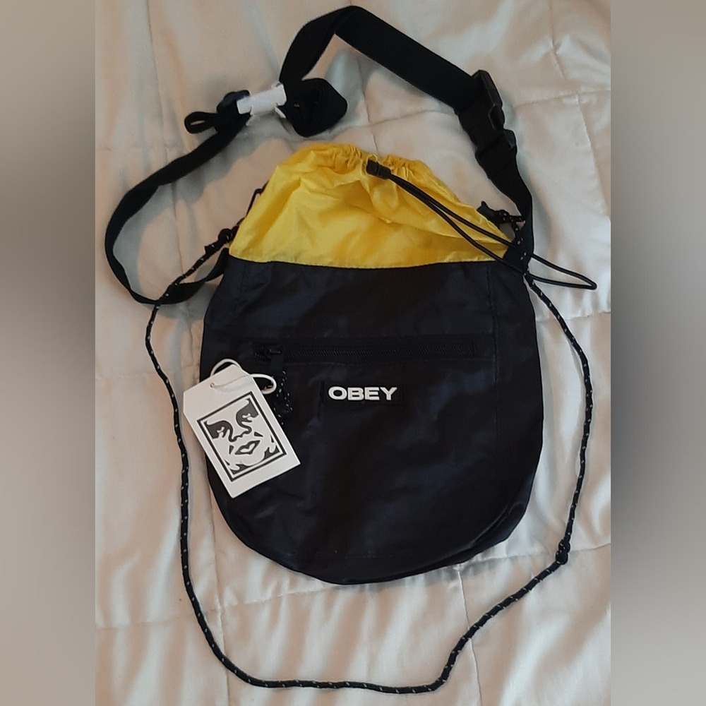 Obey Commuter Cinch Bag *NWT*